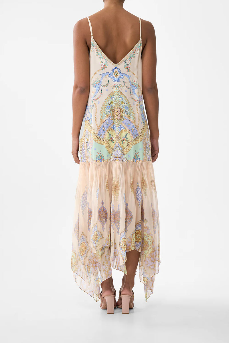 Minimal Slip With Pleated Chiffon Skirt - East Of Istanbul