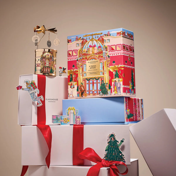 A TAHAA AFFAIR SPINNING CAROUSEL